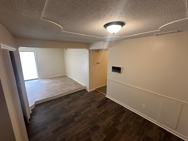 Building Photo - 201 Seminole Trail