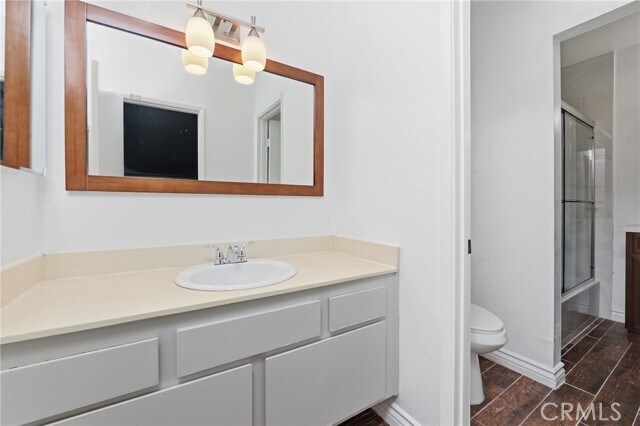 Building Photo - 8633 Balboa Blvd