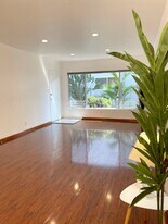 Building Photo - 2030 S Preuss Rd