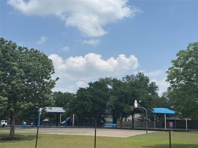 Building Photo - 215 San Felipe Dr