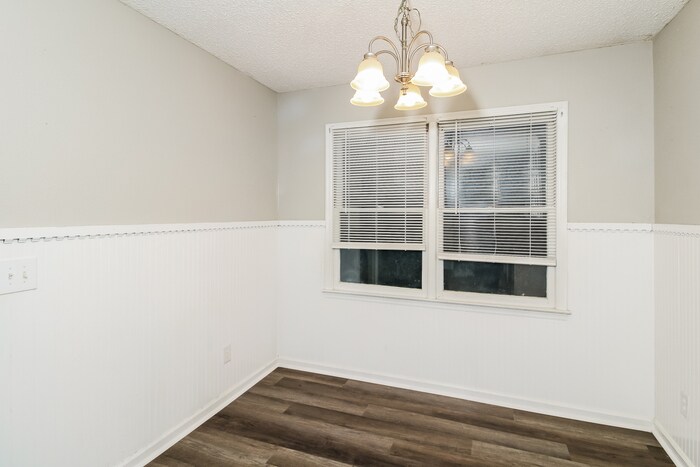 Building Photo - 651 Cedar Field Ln
