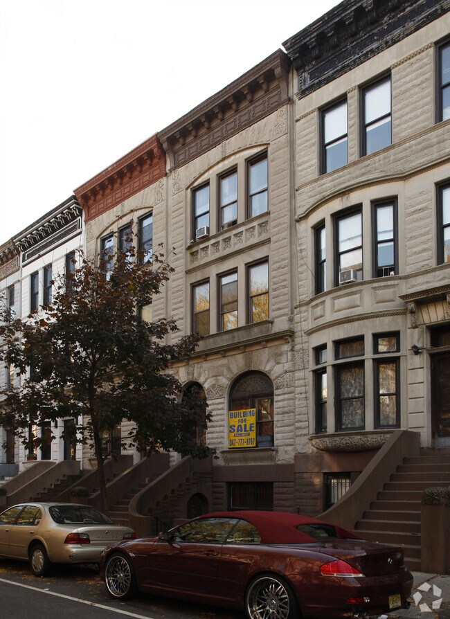 Building Photo - 120 W 120th St