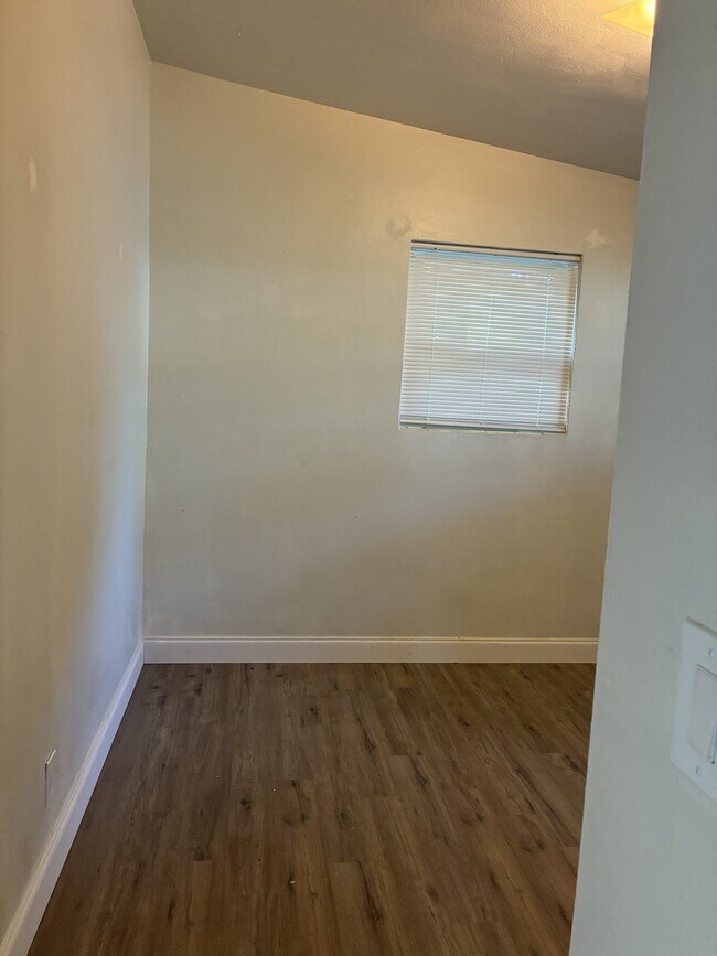 Building Photo - 2768 Hamilton Cir