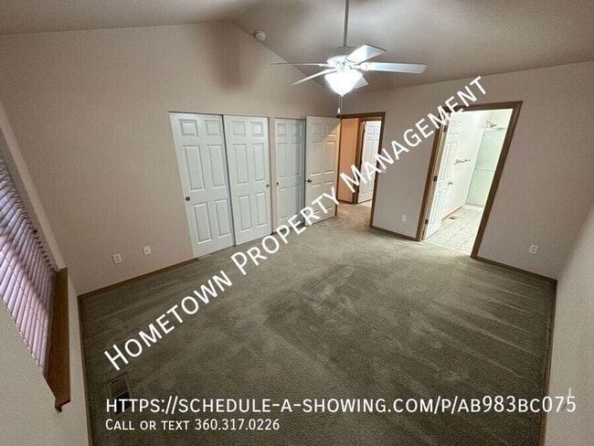 Building Photo - 9420 Fairhill Dr NE