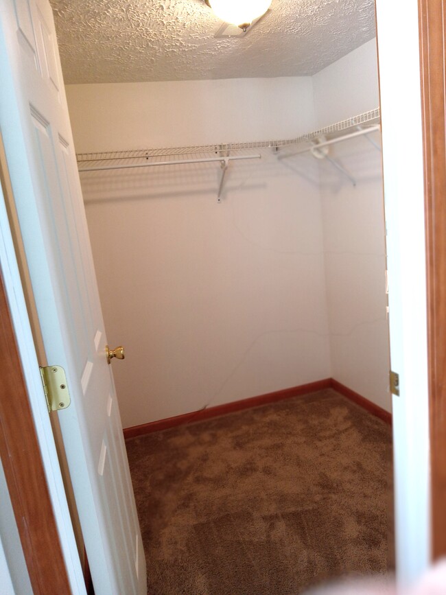 walk in closet - 6608 Palmer Dr NW