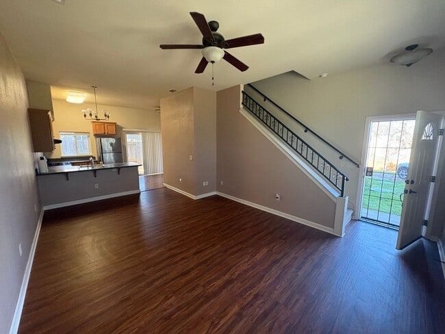 Building Photo - Brokeoffmtn19745/19747