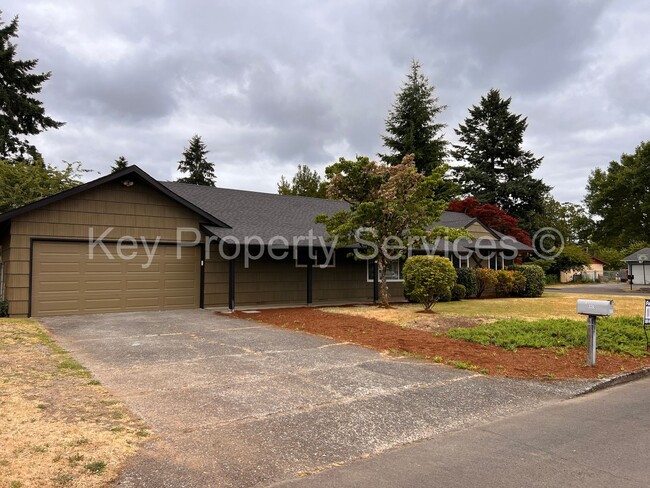 Building Photo - Beautifully Renovated Ranch in Vancouver H...