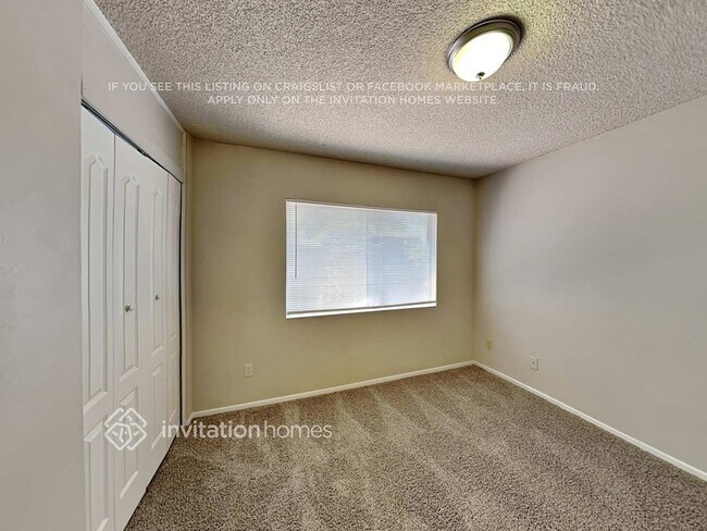 Building Photo - 9838 N 48th Dr
