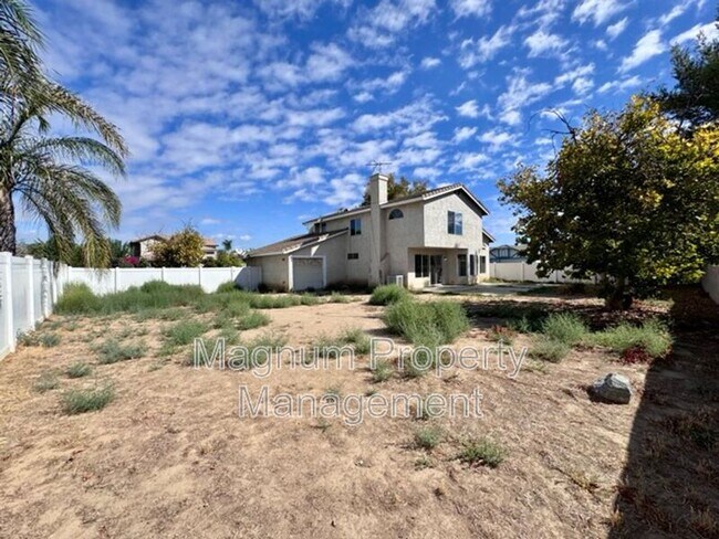 Building Photo - 24743 Angella Way