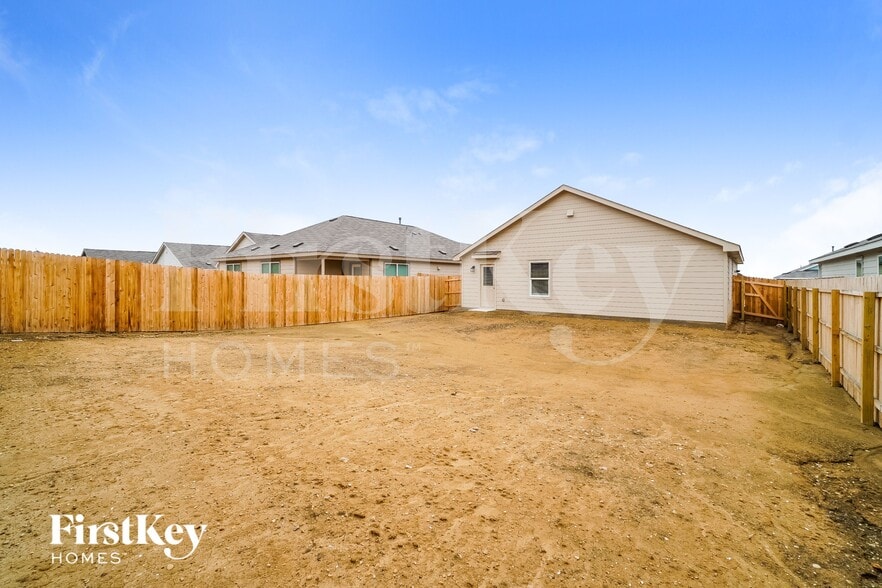 Building Photo - 13115 Rosemary Cove