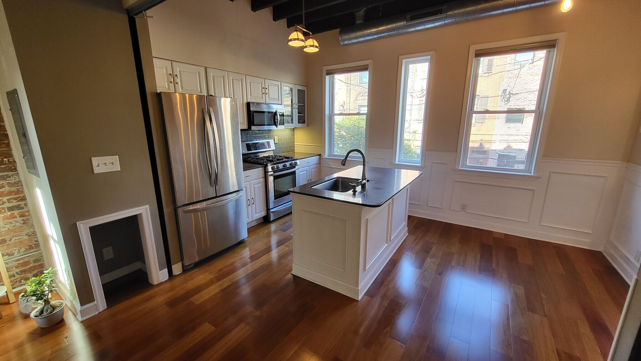 Kitchen - 816 S 5th St
