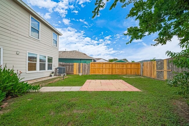 Building Photo - 12927 Pale Ivy Ln