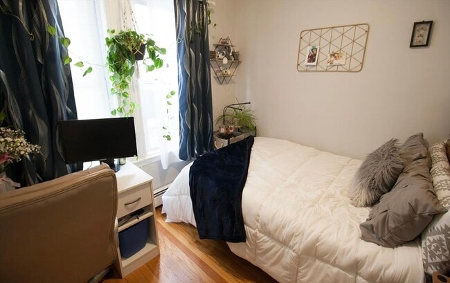 Building Photo - 65 Wyman St