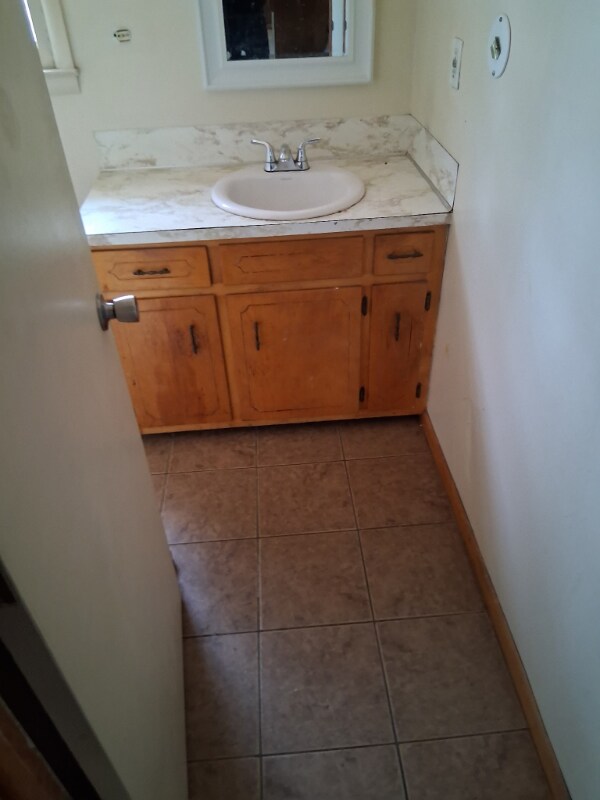 Building Photo - 3362-3362 Normandy Park Rd