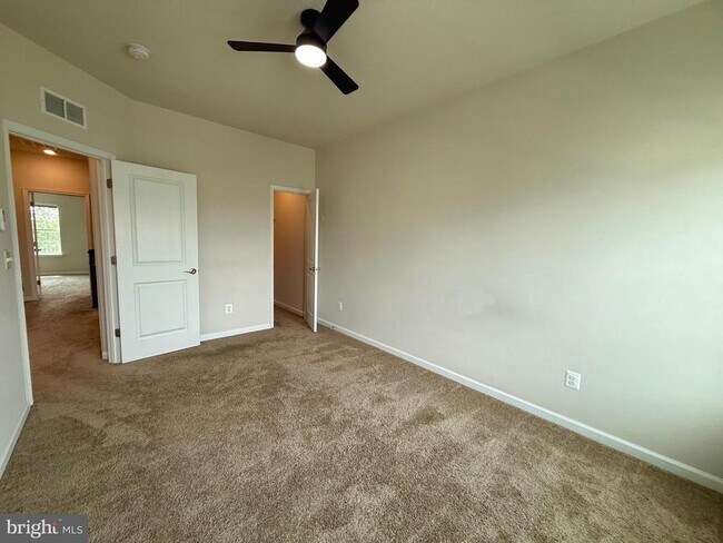 Building Photo - 11007 Blackburn Cove Ln