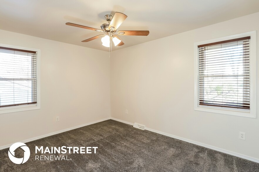 Building Photo - 1400 NW 66 Terrace