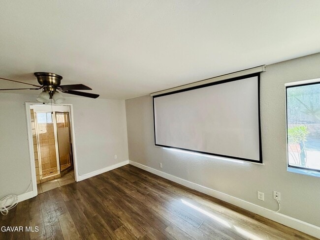 Building Photo - 38343 5th