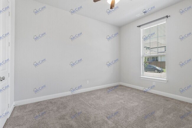 Building Photo - 8451 Bronzegate Trl