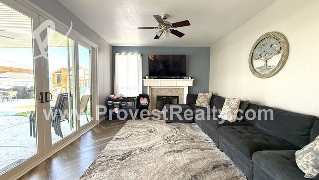 Building Photo - 12988 Claremont Ct