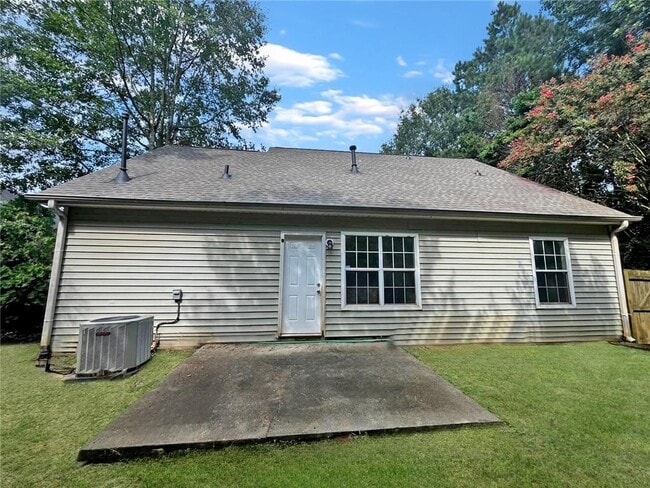 Building Photo - 6640 Saganaw Dr