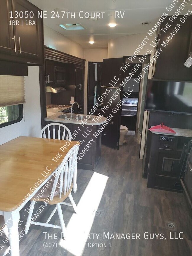 Building Photo - 13050 NE 247th Ct