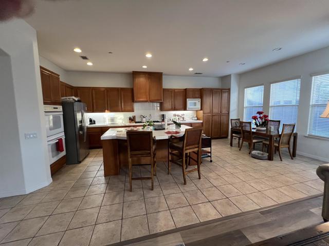 Building Photo - 10623 Paseo Allegria Ave