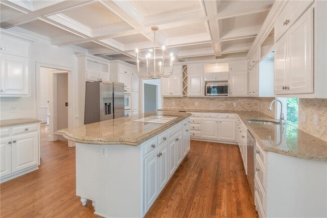 Building Photo - 530 Saddlebrook Dr