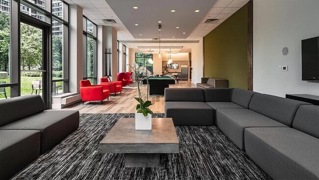 Building Photo - 4720 Center Blvd