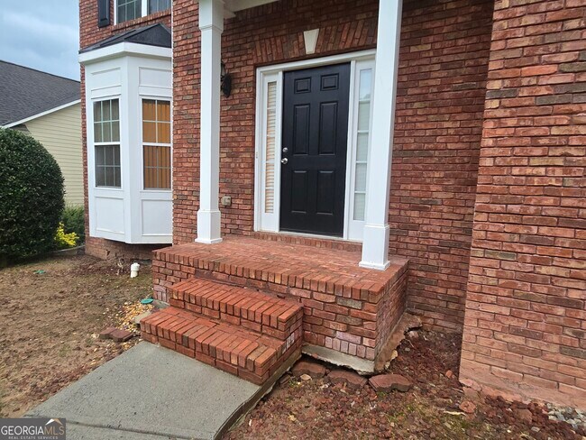 Building Photo - 3490 Southpointe Hill Dr NE