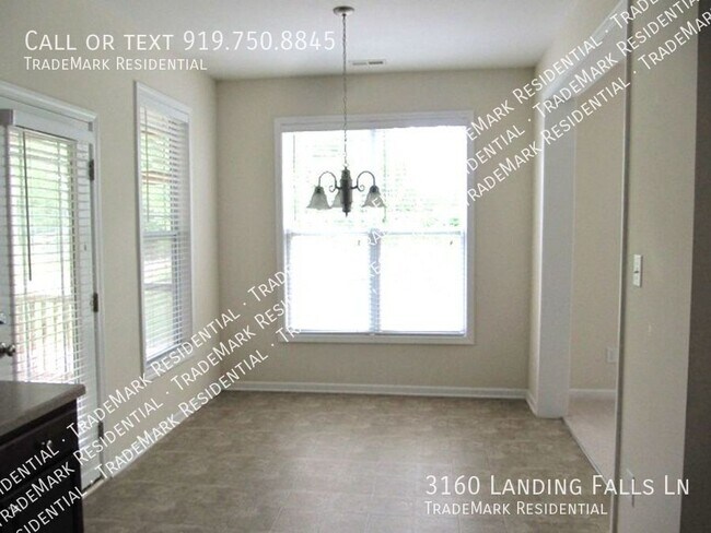 Building Photo - 3160 Landing Falls Ln