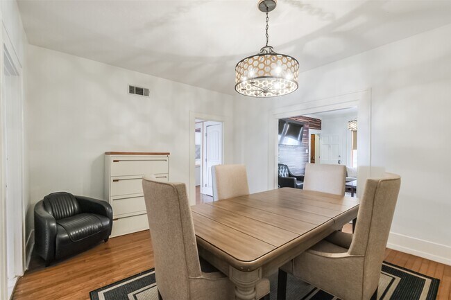 Building Photo - 1716 Richmond Ave.