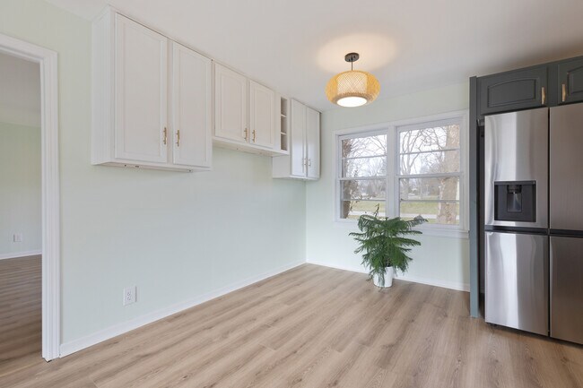 Building Photo - 2158 Pleasure View Rd