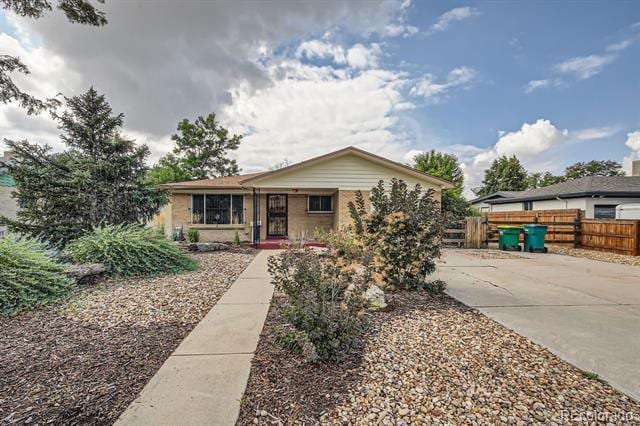 Building Photo - 3183 Vaughn St