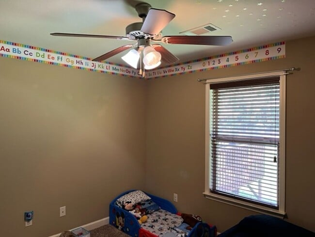 Building Photo - Nice Jacksonville Home Close to Little Roc...