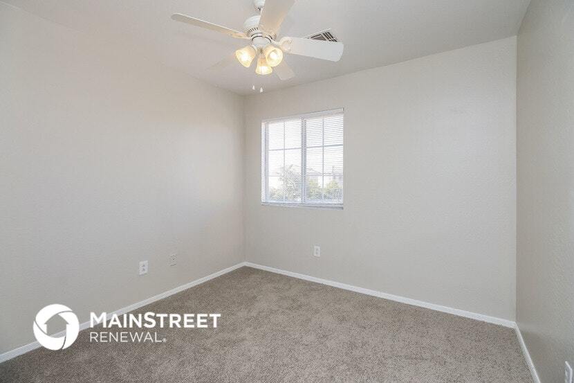 Building Photo - 31805 N Sundown Dr