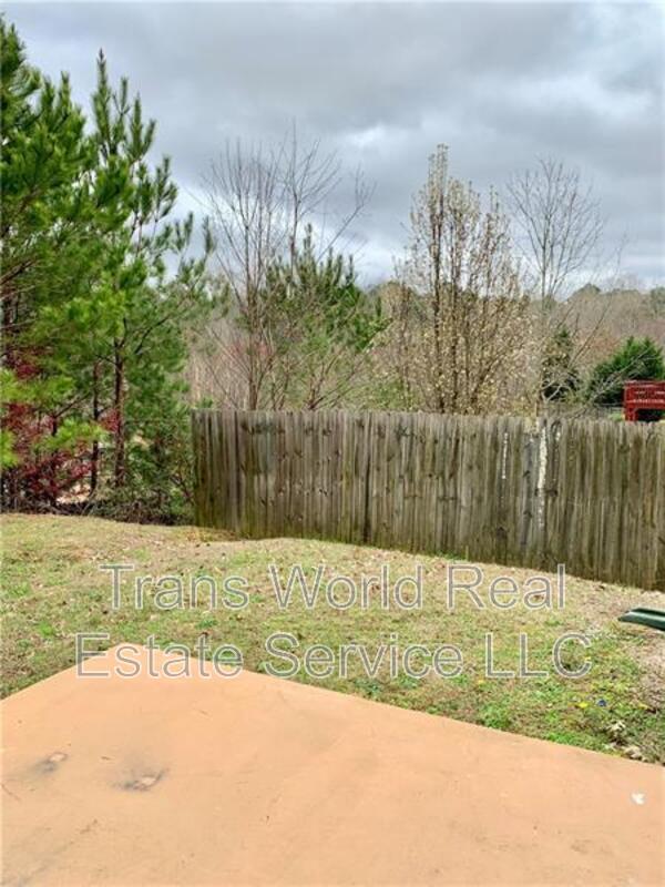 Building Photo - 2352 Jasmine Glen Dr