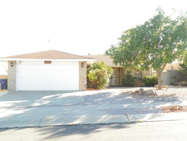 Primary Photo - 4404 Rabbit Brush Ave NW