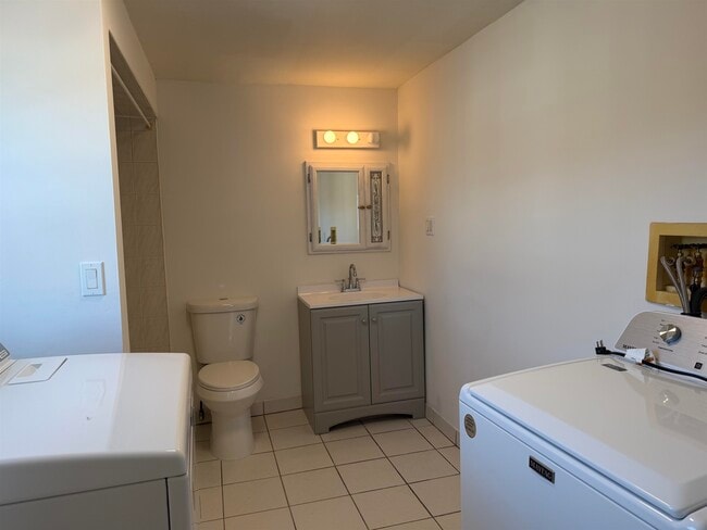 Building Photo - 119 Marsellus Pl