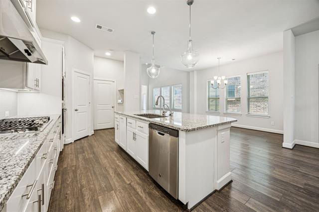 Building Photo - 13721 Parkline Wy