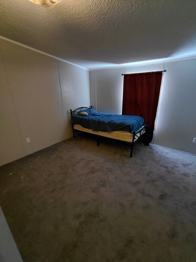 Building Photo - lot 28