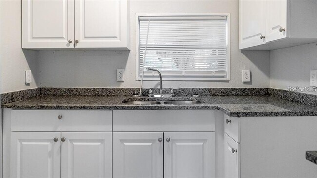 Building Photo - 1507 7th St SW