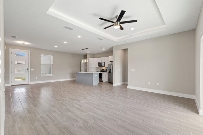 Building Photo - Deposit-Free! Modern, energy efficient hom...