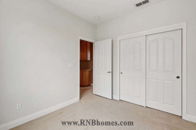 Building Photo - 170 Martis Valley Cir