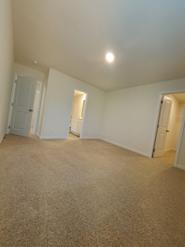 Building Photo - 12032 Sweet Almond Ln