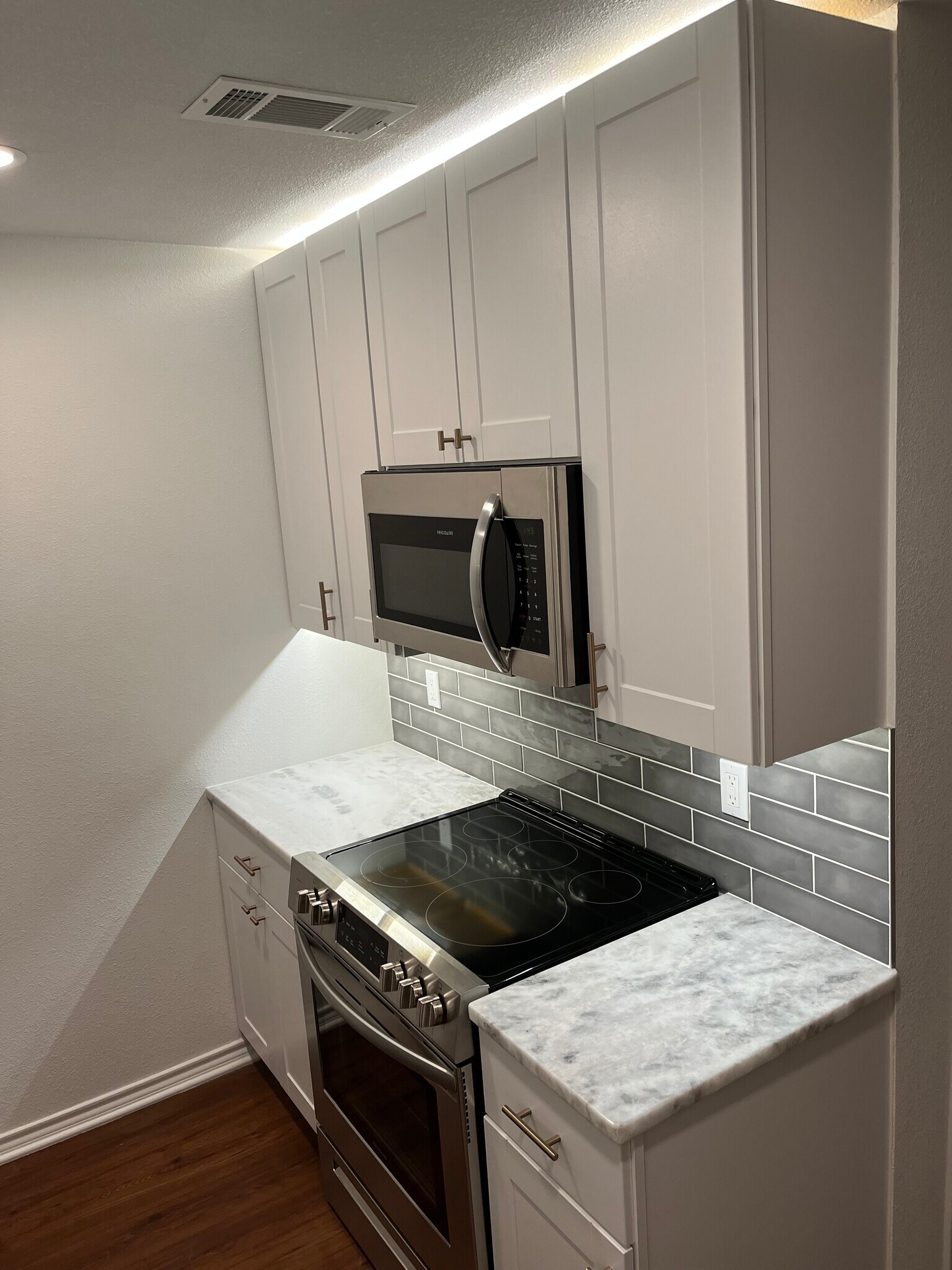 Building Photo - 1287 Roaring Springs Rd