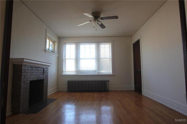 Building Photo - 5424 Rhodes Ave