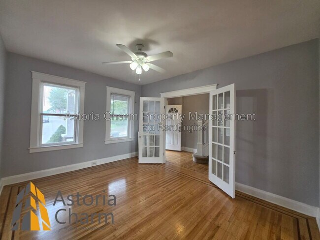 Building Photo - 3016 Pelham Ave