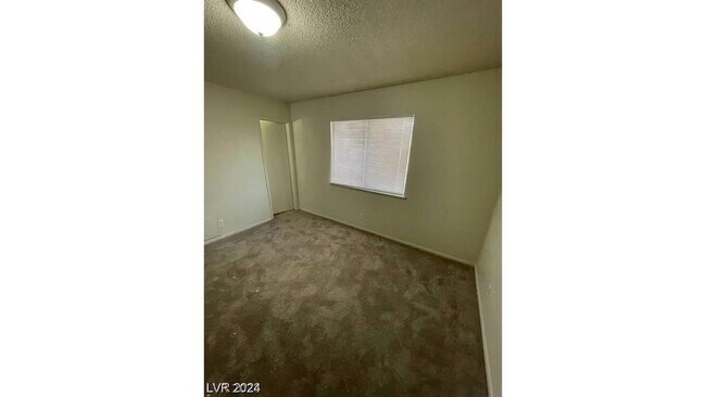 Building Photo - 3955 Ventura Way
