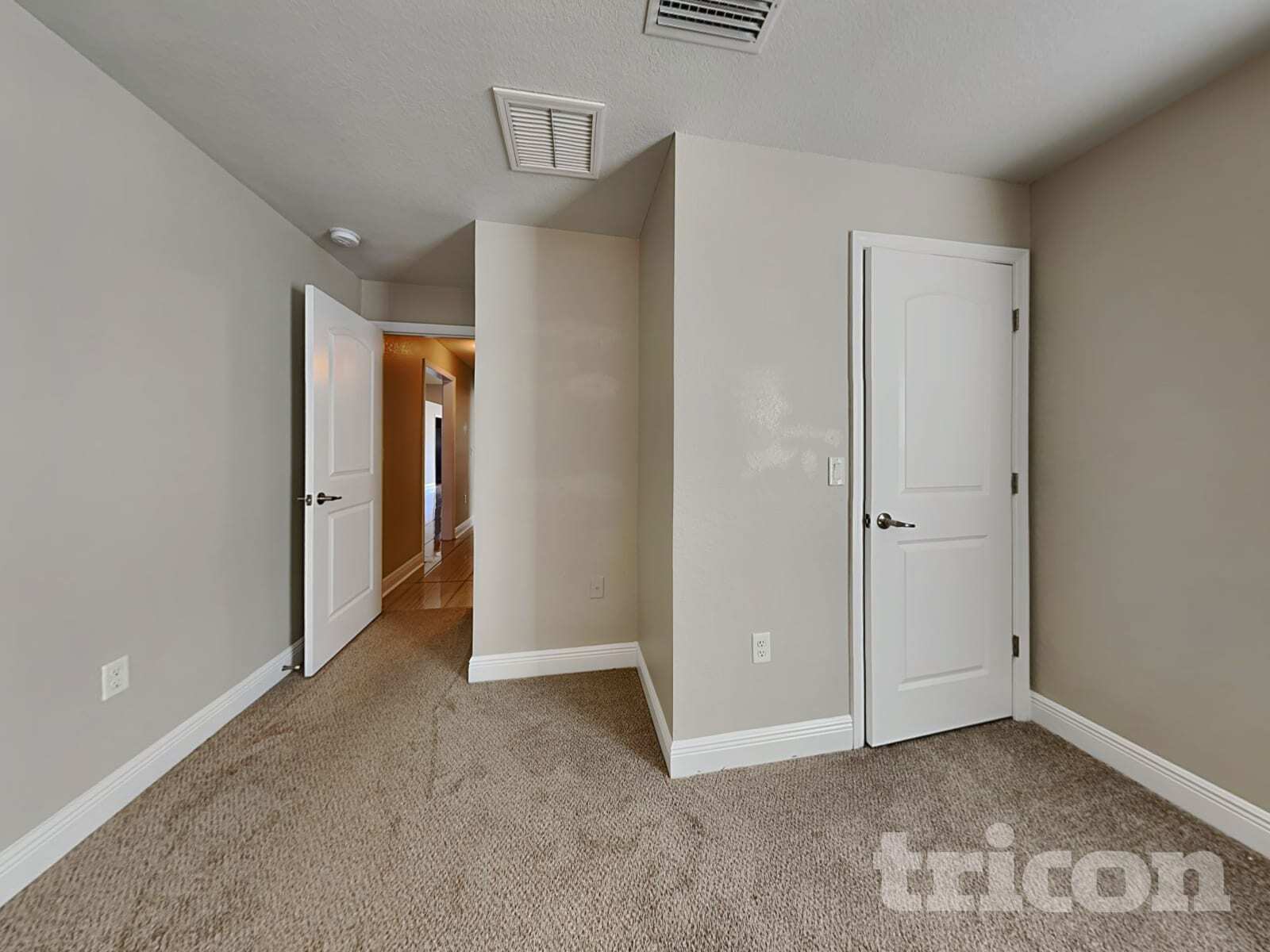 Building Photo - 9627 Jaybird Ln