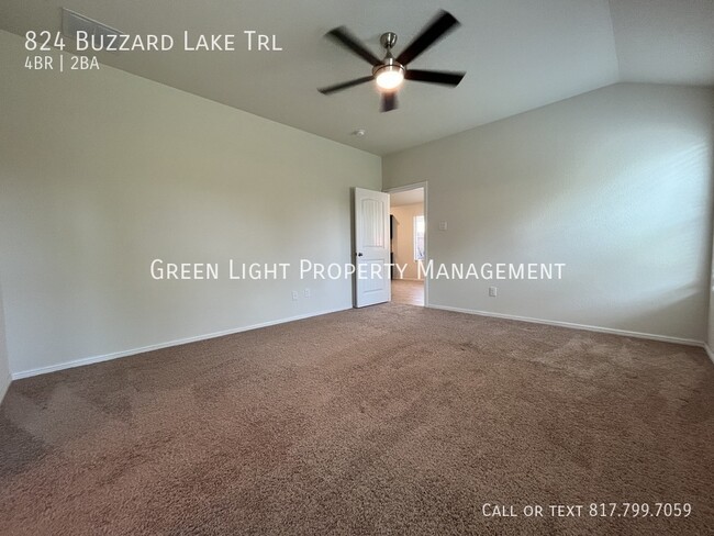 Building Photo - 824 Buzzard Lake Trl